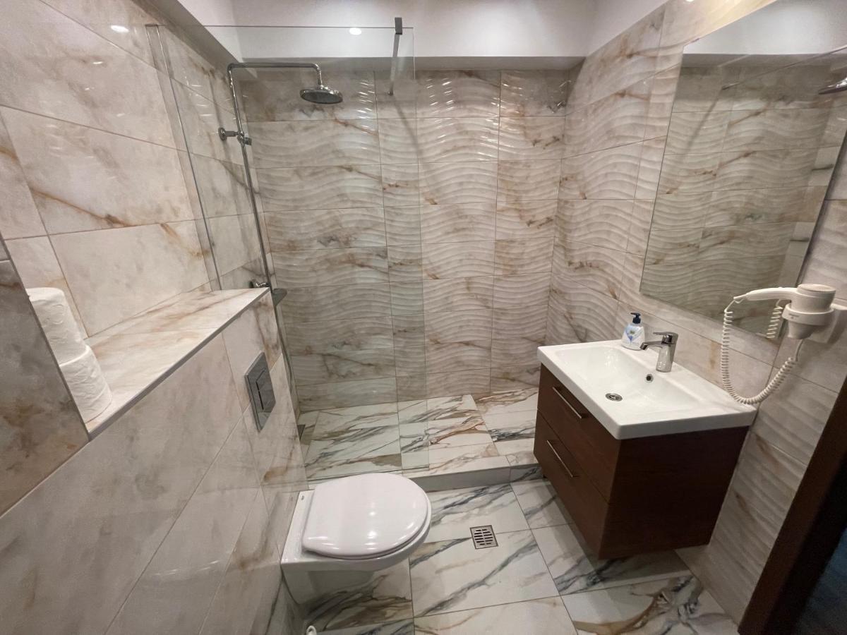 Tania Lake Apartments Mamaia Luaran gambar