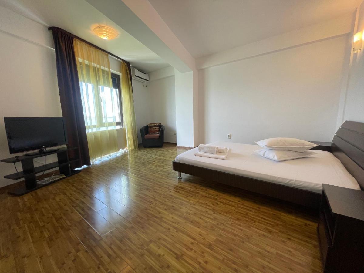 Tania Lake Apartments Mamaia Luaran gambar